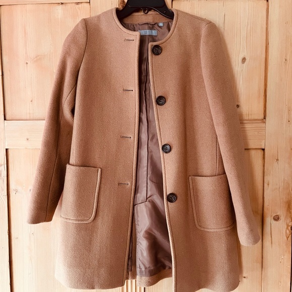 Uniqlo wool blend camel spring coat. Size xs - Picture 3 of 5